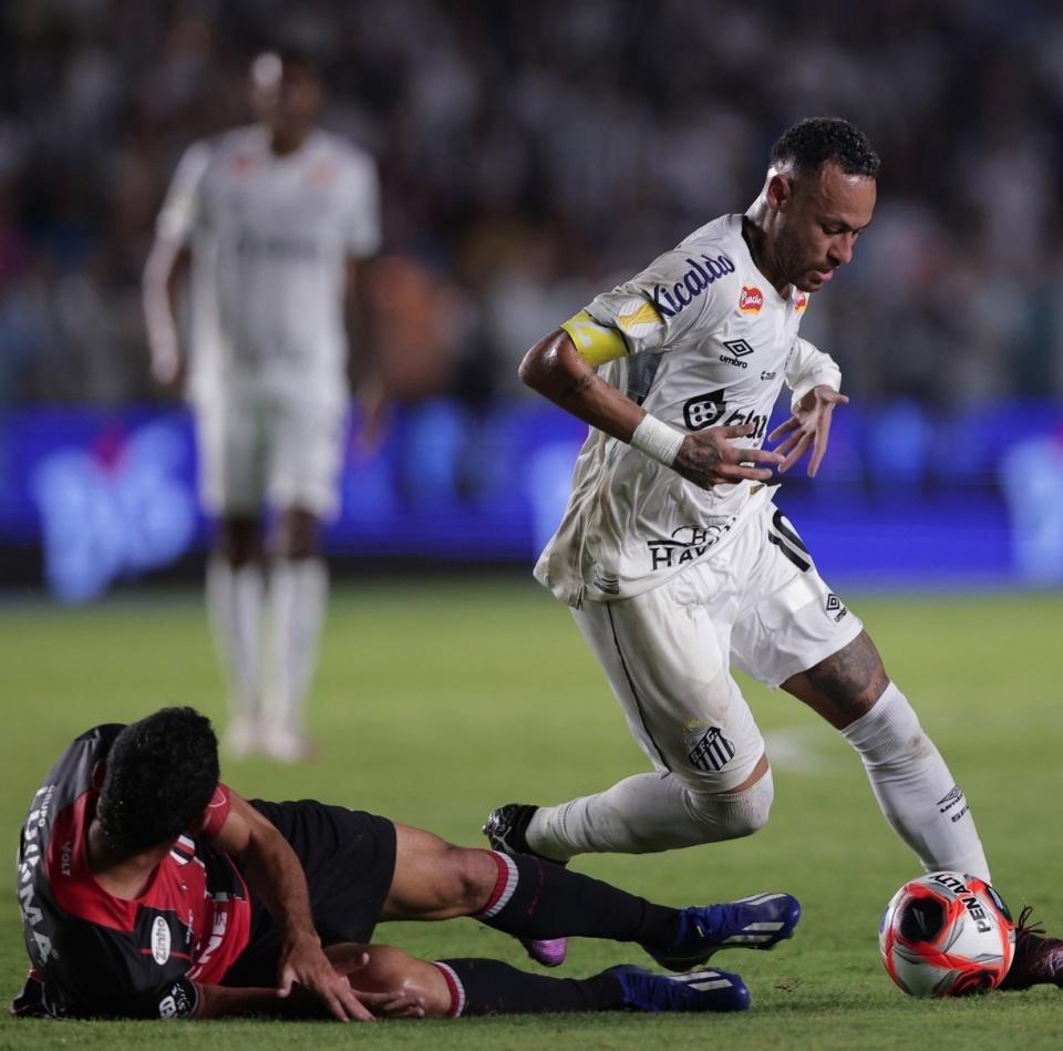 开云官网中国内马尔连续二十场比赛得分超过晋级下一阶段,掘金不断突破!(内马尔近期比赛视频)