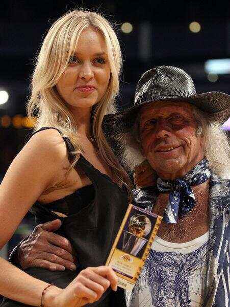 开云体育官网关于Doinb重返赛场，败北首场状态出色，德国队观众沸腾！上演精彩一战的信息